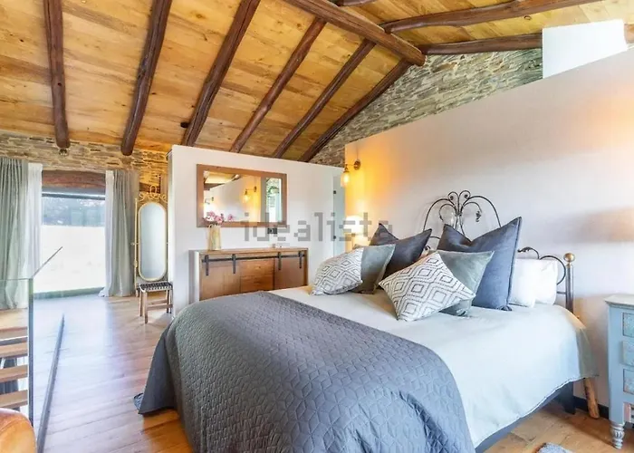 Sashas House